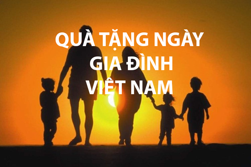Top 10 món quà ý nghĩa tặng bố mẹ nhân ngày Gia đình Việt Nam