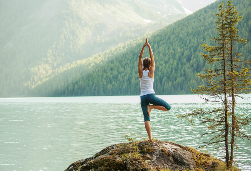 Tư thế 1: Cái cây (Tree pose)